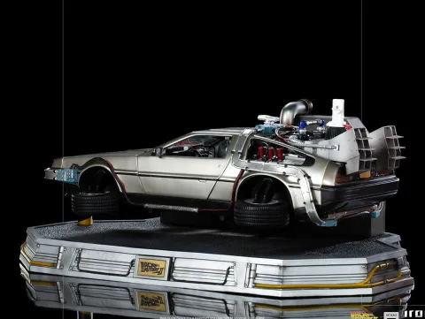 Delorean Back to the Future II Art Scale 1/10 Iron Studios