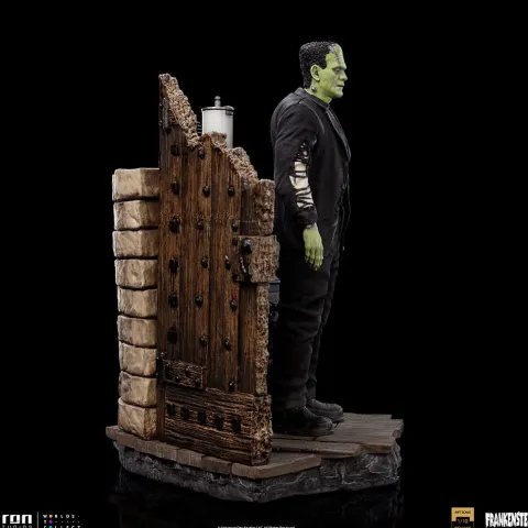 Frankenstein's Monster Deluxe - Universal Monsters - Art Scale 1/10 - Iron Studios