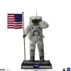 Pre-Order - Statue Apollo 11 Astronaut - Nasa - Legacy Replica 1/4 - Iron Studios