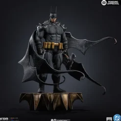 Pre-Order - Statue Batman Absolute – DC Comics – Art Scale 1/10 – Iron Studios