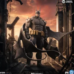 Pre-Order - Statue Batman Absolute – DC Comics – Art Scale 1/10 – Iron Studios