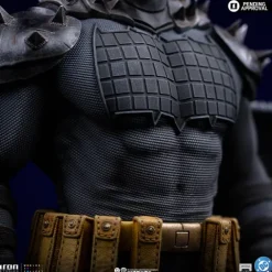 Pre-Order - Statue Batman Absolute – DC Comics – Art Scale 1/10 – Iron Studios