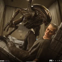 Pre-Order - Statue Ellen Ripley & Dog Alien – Alien 3 – Art Scale 1/10 – Iron Studios