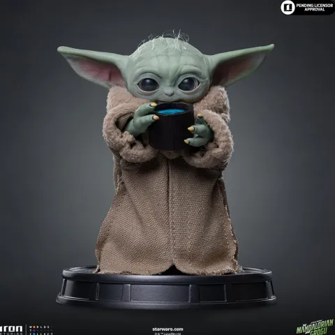 Pre-Order - Statue Grogu Always Hungry - Mandalorian and Grogu Movie - Grogu Collection - Iron Studios