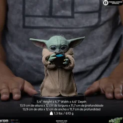 Pre-Order - Statue Grogu Always Hungry - Mandalorian and Grogu Movie - Grogu Collection - Iron Studios