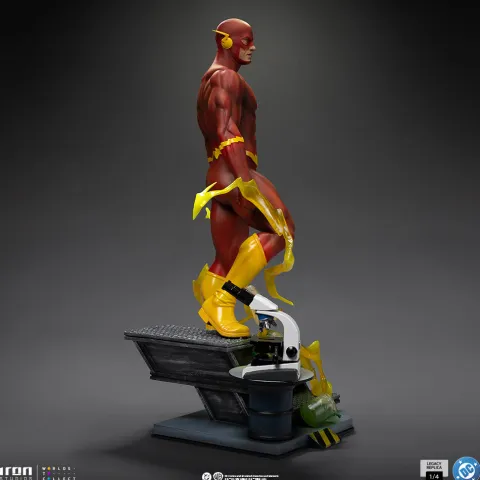 Pre-Order - Statue The Flash - DC Comics Series 9 - Legacy Replica 1/4 - Iron Studios