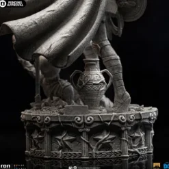 Statue Wonder Woman Unleashed Marble Variant - DC Comics - Art Scale 1/10 - Iron Studios