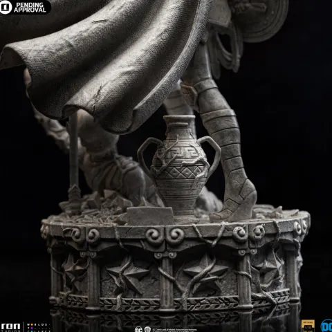 Statue Wonder Woman Unleashed Marble Variant - DC Comics - Art Scale 1/10 - Iron Studios