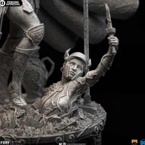 Statue Wonder Woman Unleashed Marble Variant - DC Comics - Art Scale 1/10 - Iron Studios
