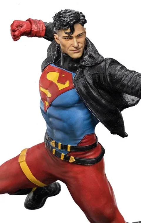 Superboy - DC Comics - Art Scale 1/10 - Iron Studios
