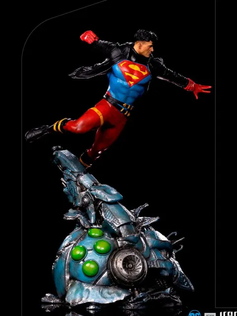 Superboy - DC Comics - Art Scale 1/10 - Iron Studios