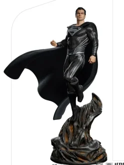 Superman Black Suit - Zack Snyder's Justice League - Legacy Replica 1/4 - Iron Studios